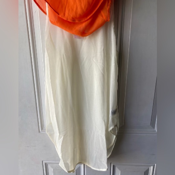 Blvd Double Layer Tank Top - Picture 4 of 5